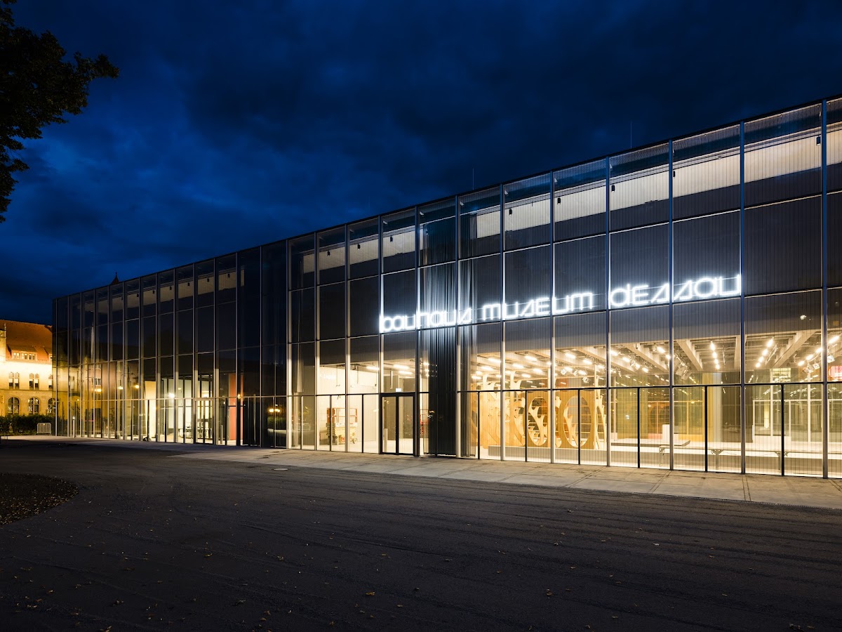 Bauhaus Museum Dessau 1
