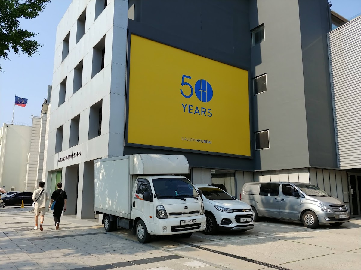 Gallery Hyundai 2