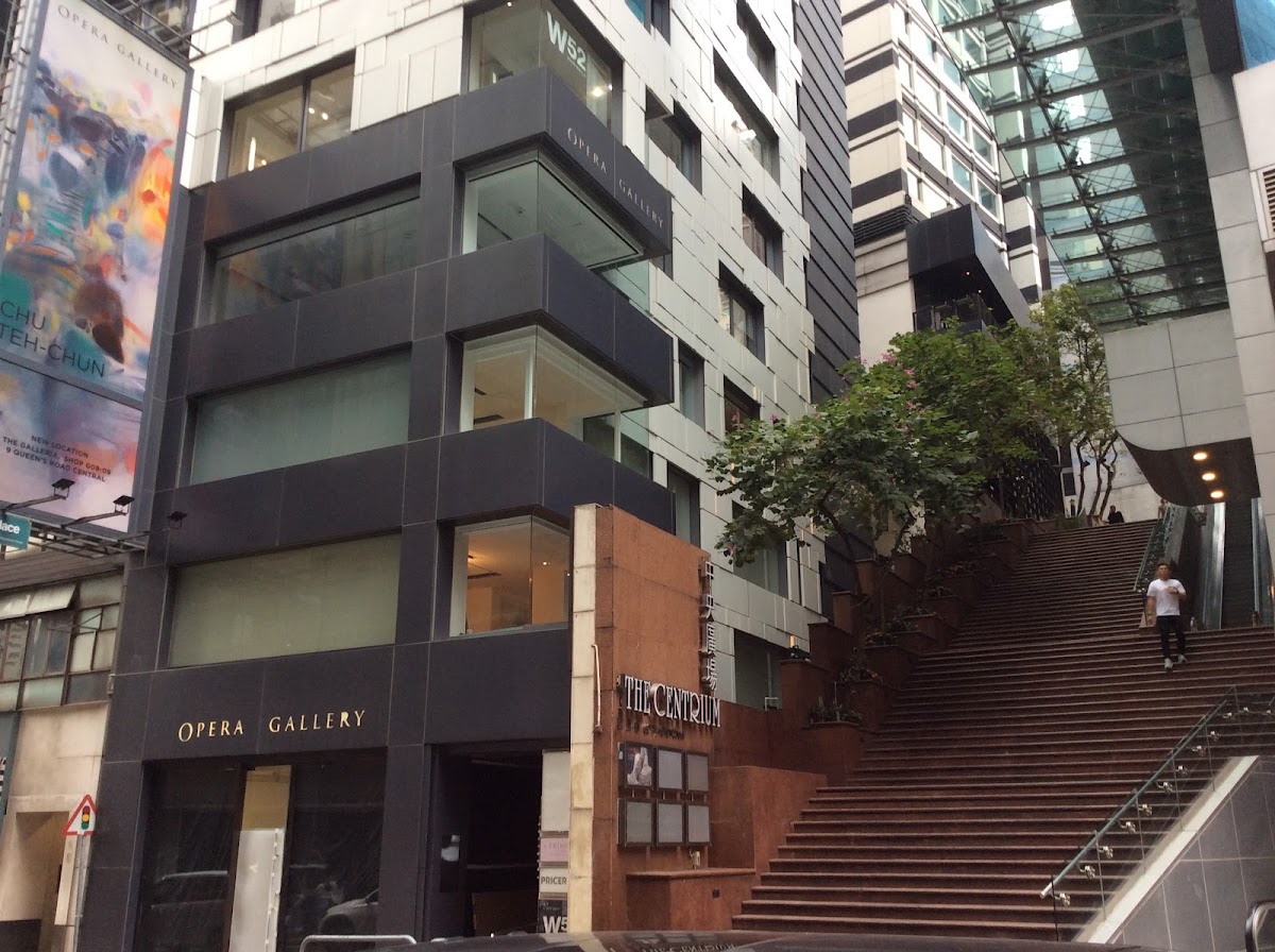 Opera Gallery Hong Kong 3
