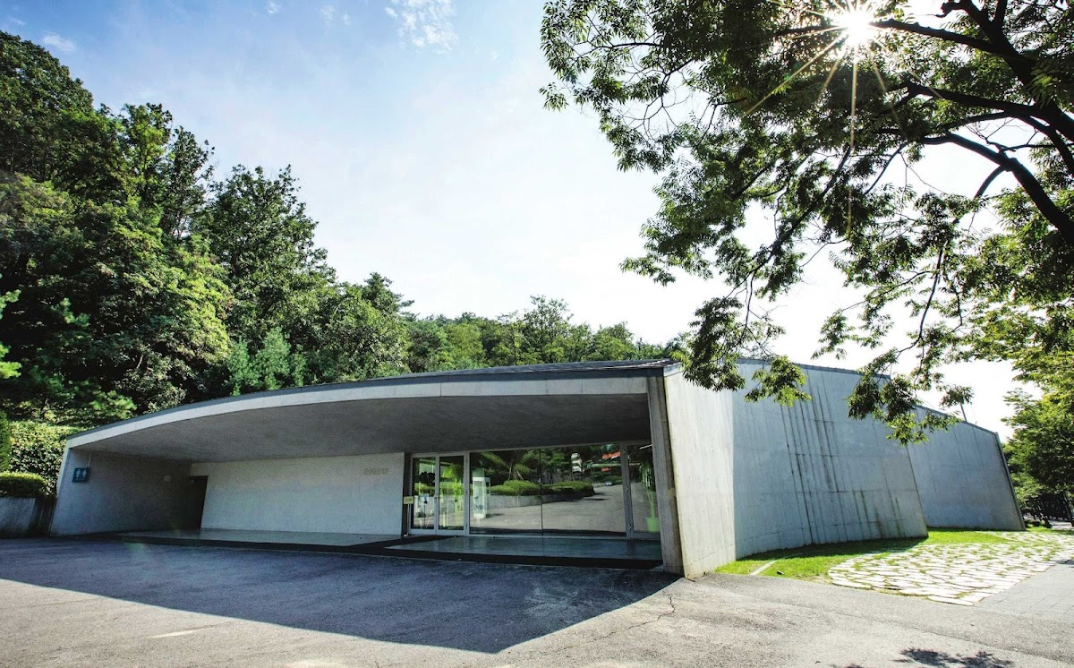 Two Architecture Museums in the Anyang Art Park Valley