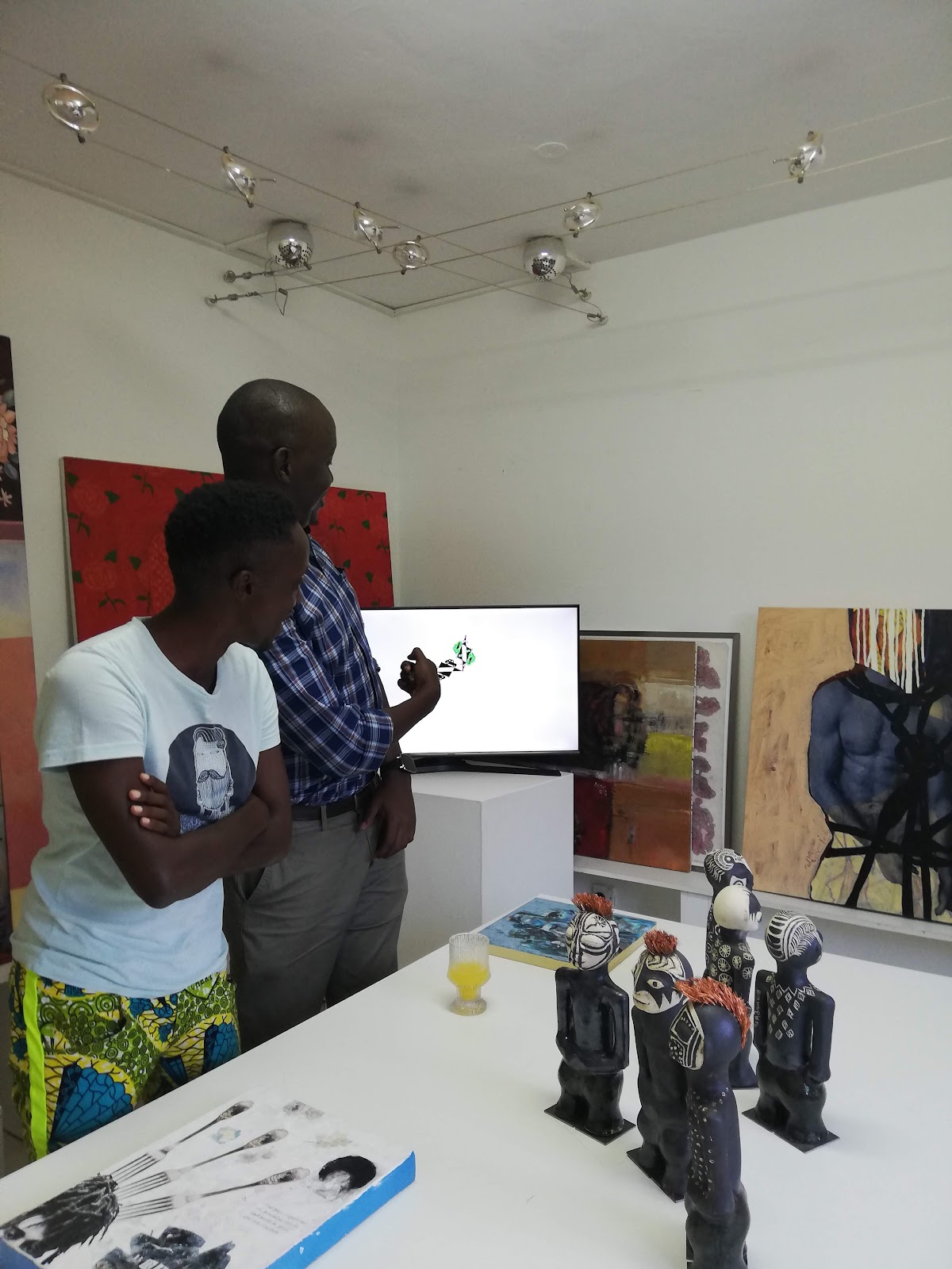 Circle Art Gallery 2