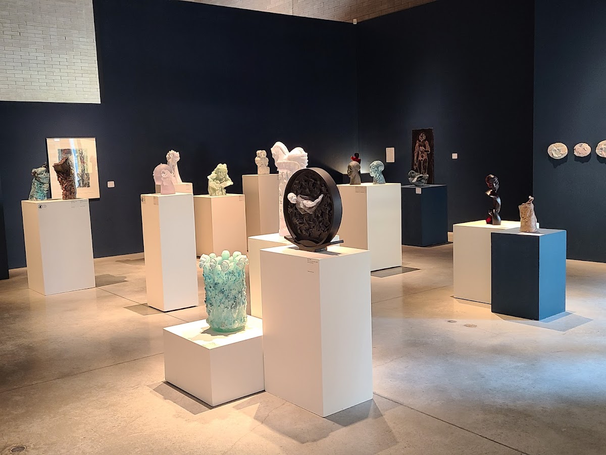 Canadian Clay and Glass Gallery 2