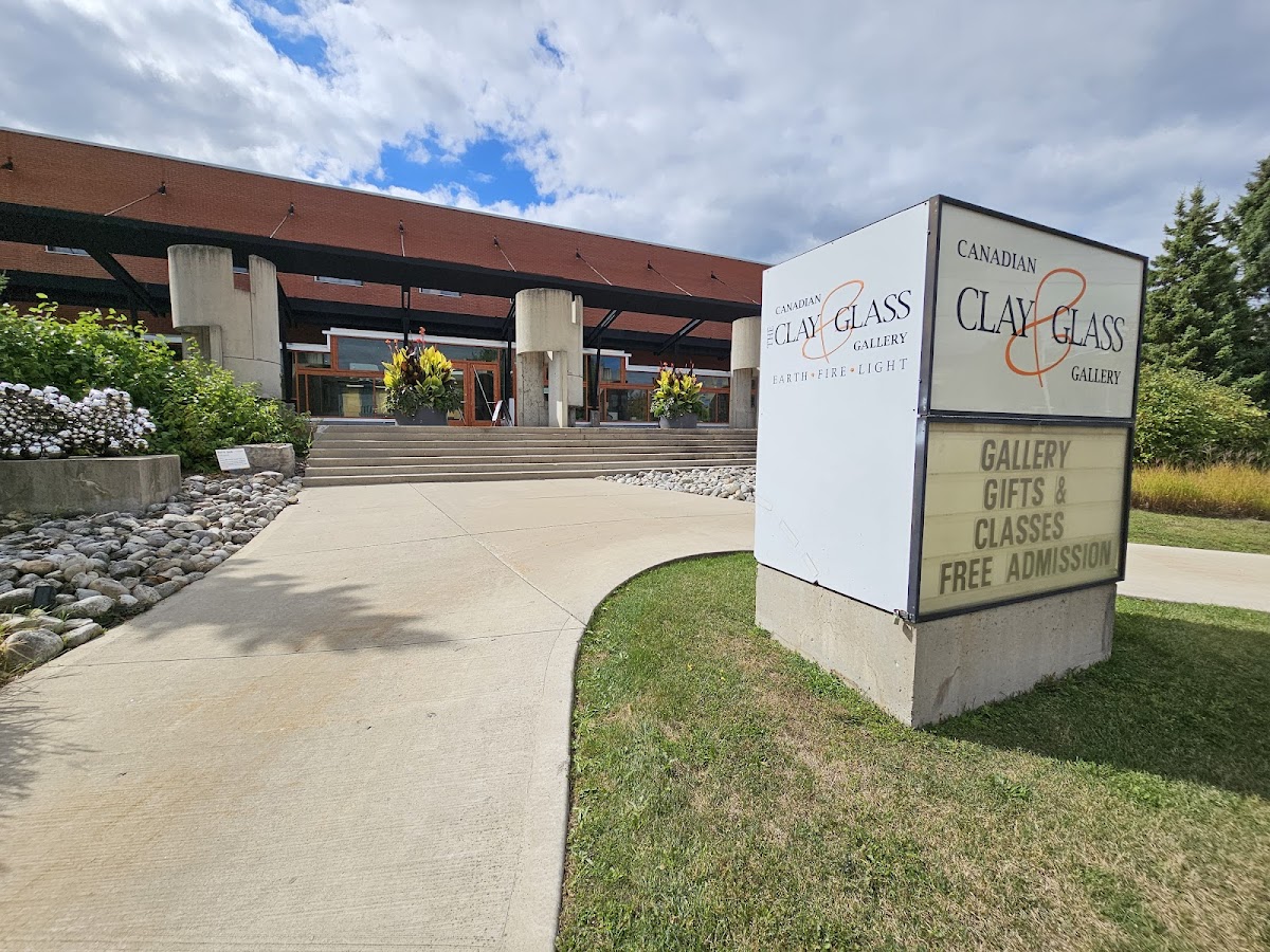 Canadian Clay and Glass Gallery 3