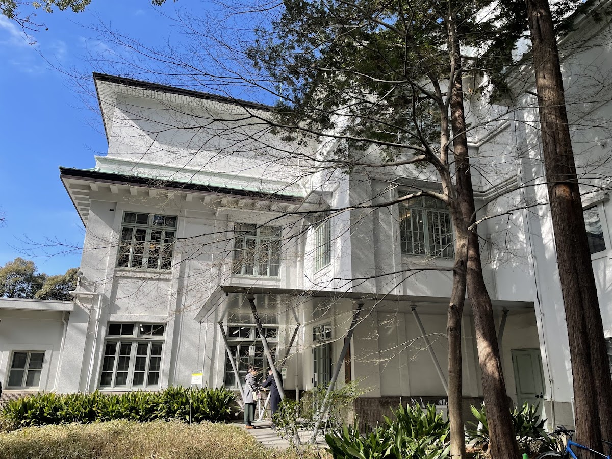 Eisei Bunko Museum 3