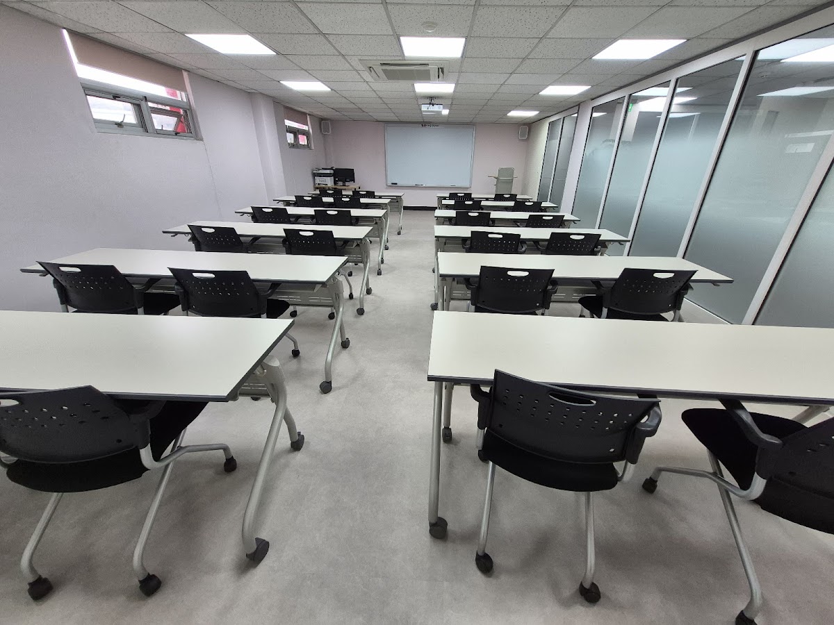 Seogyo Art Experiment Center 3