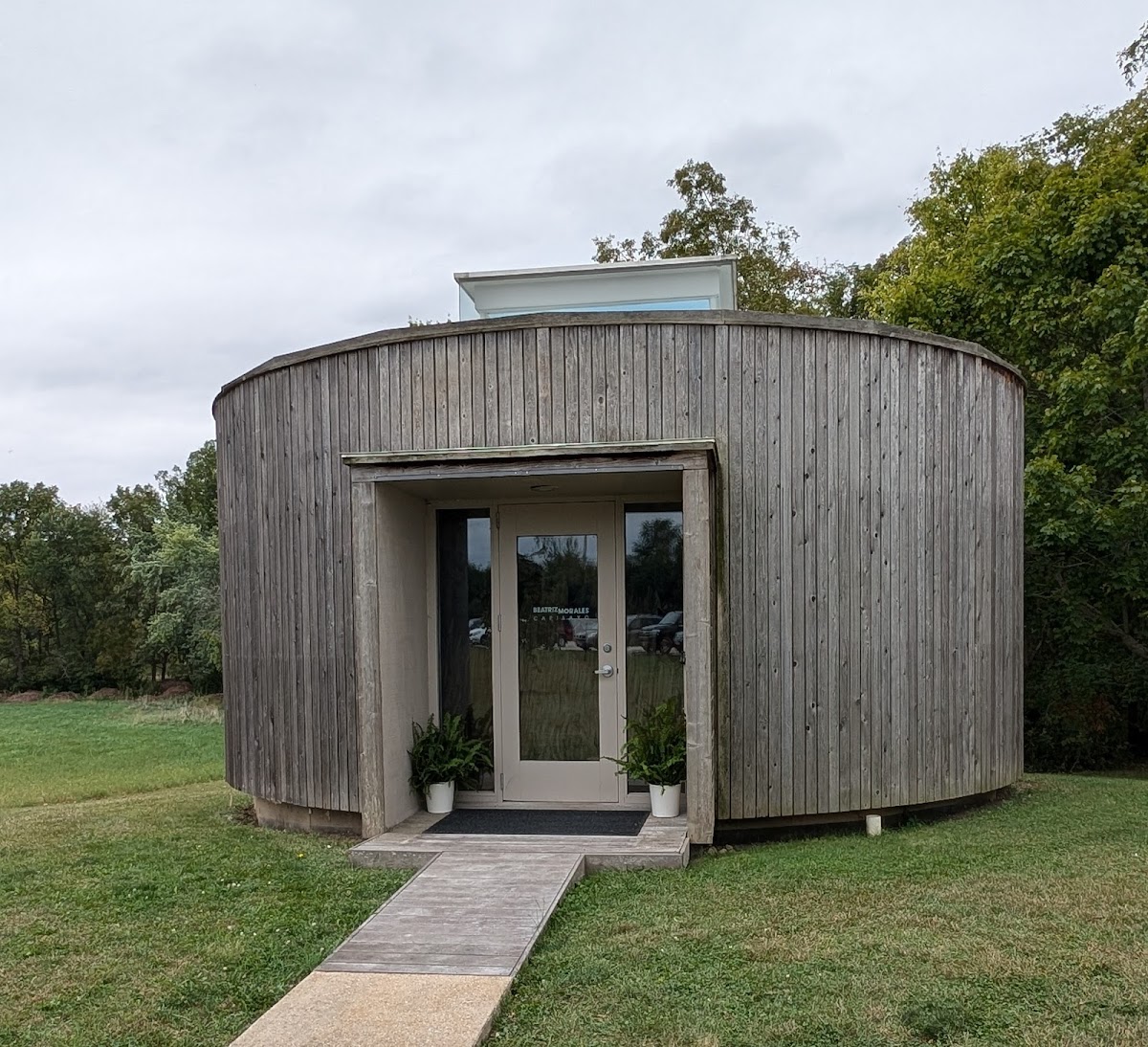 Edith Farnsworth House 3
