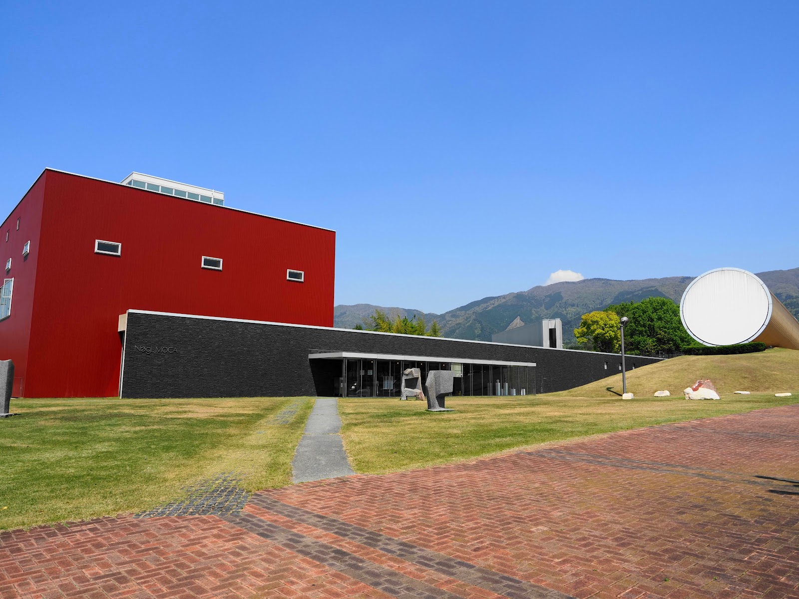 Nagi MOCA (Museum of Contemporary Art) 1